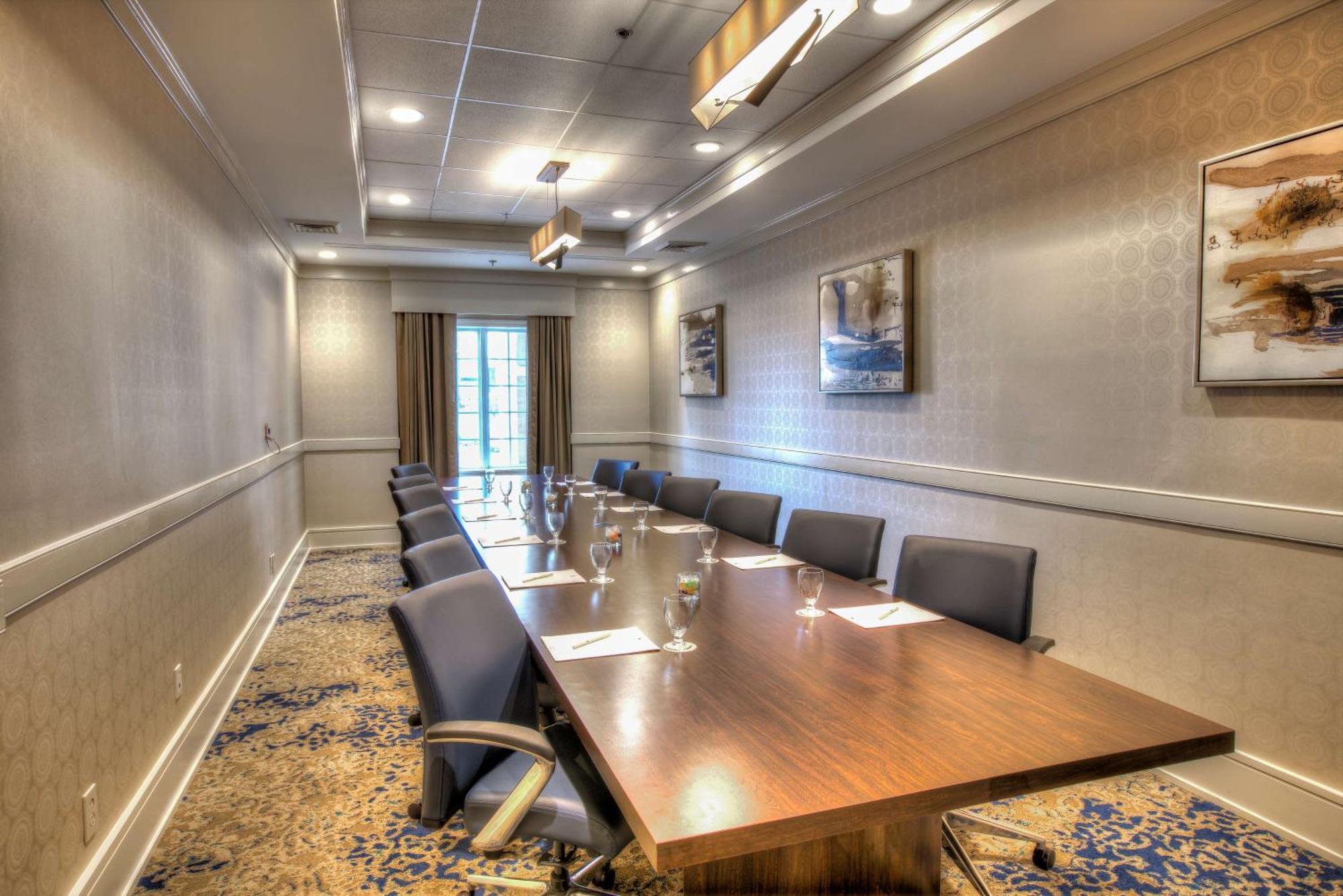 Doubletree Suites By Hilton At The Battery Atlanta Smyrna Exterior photo